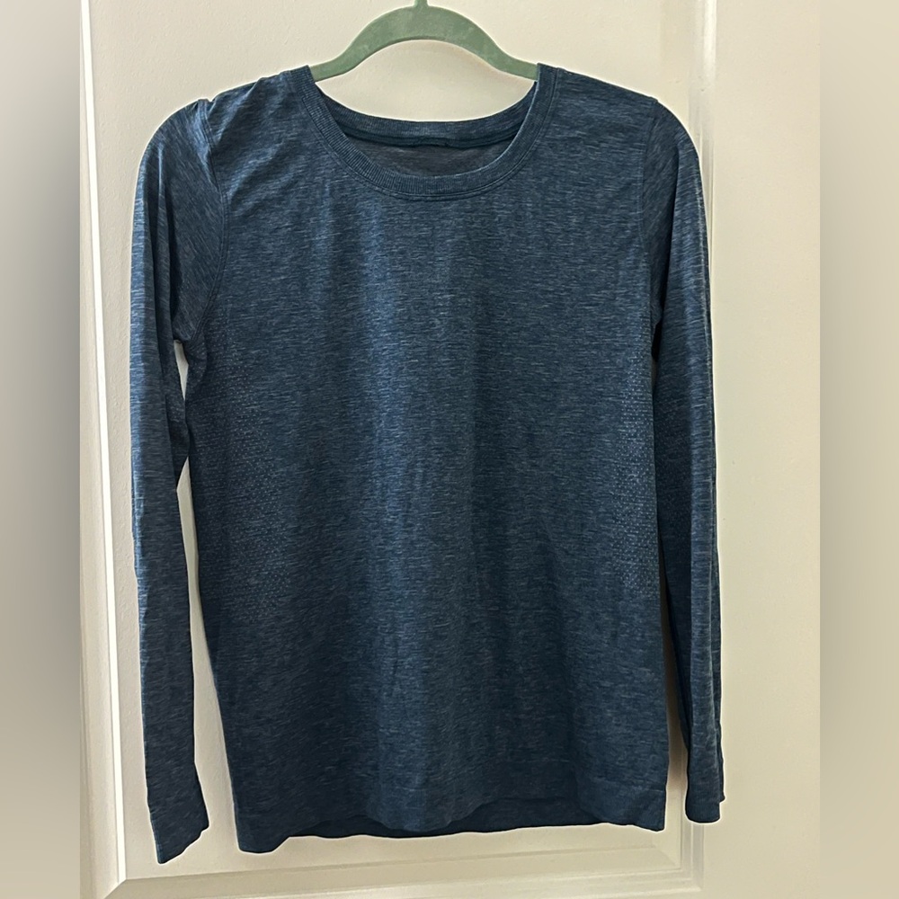 Lululemon Swiftly Relaxed Long Sleeve!